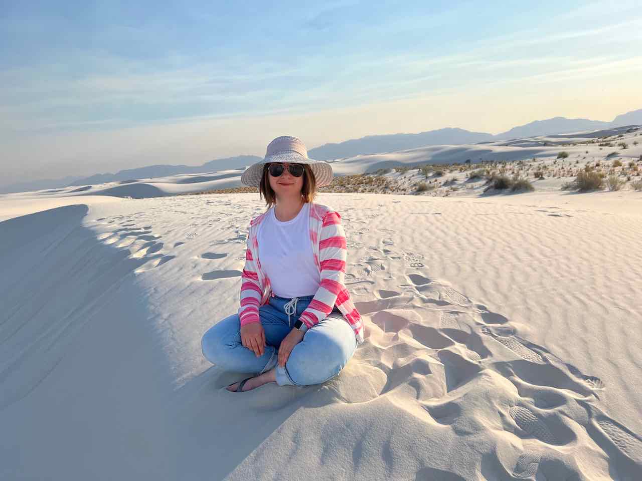 person-at-white-sand-dunes-national-park